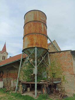 Silo na obilí - 2