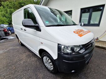 VW TRANSPORTER T5, 2.0 TDi, 169 tis. km, plný servis - 2