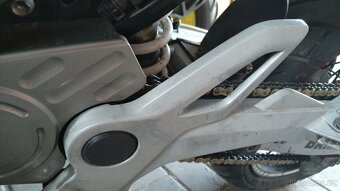 krytka rámu kryt držáku stupaček kryt Honda - 2