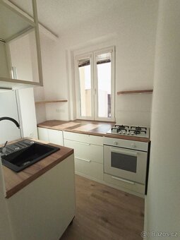Útulný 1kk po rekonstrukci ve vyhledávané části Teplic - 2