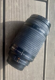 Nikon Zoom Nikkor 70–300mm f/4–5,6 D - 2