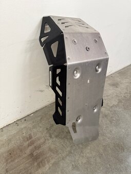 SW Motech kryt motoru BMW GS / Husqvarna Nuda - 2