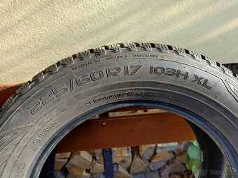 Zimní Nokian 225/60 R17 103H - 2