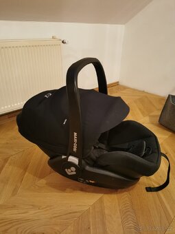 Autosedačka vajíčko Maxi Cosi na Isofix - 2