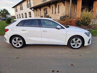 AUDI   A 3 1,0 TSI  81 KW  S-line DPH - 2