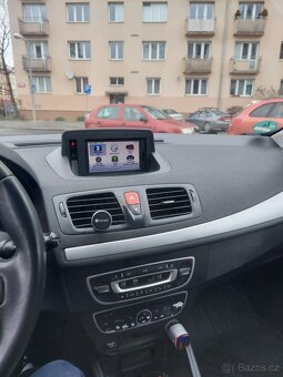 Renault megane 3 1.9 dci 96kw - 2