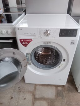 Automaticka pracka LG na 7kg - 2