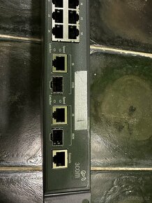 HP E4210-24 SWITCH 3CR17333A-91 - 2