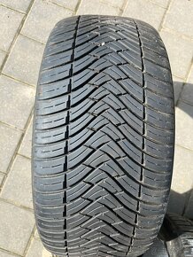 Celoroční pneu Triangle season X 225/45 r17 - 2