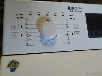 Pračka Hotpoint Ariston WMTG 723H  na 7kg  / na díly - 2