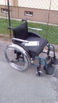INVALIDNÍ VOZÍK-47CM-AKTIVNÍ-LEHKÝ-MOHU ZASLAT PO ČR - [ - 2