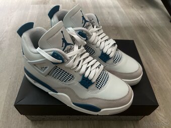 Air Jordan 4 Military Blue - 2