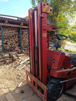 Věž z VZV nosnosnst 1500kg, zdvih 4,5m, triplex - 2
