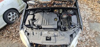 Díly, nebo celek fiat croma - 2