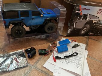 RC auto 1:16 WPL B-16 a 1:18 JJRC 8801 - 2