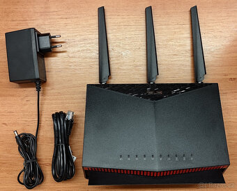 Asus RT-AX86U Pro - Zaruka do 9.3.2026 wifi 6 router - 2