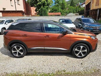 Peugeot 3008 1,2 PT EAT8 ALLURE 81.000 km - 2