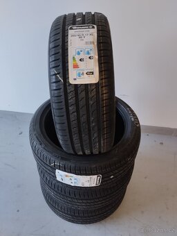 Barum 205/45 R17 - 2