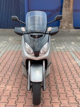 Yamaha XMAX 250 - 2