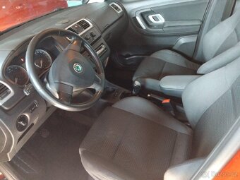 Škoda Roomster - 2