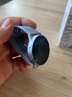 Samsung galaxy Watch active 2 - 2