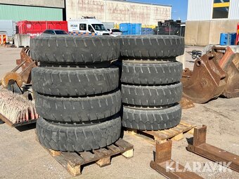 Pneu 10,00-20 16PR Nokian - 2