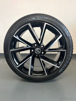 ☀️ Letní Alu kola Vega, Škoda Superb 3 Sportline, 5x112 r19 - 2
