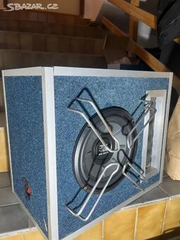 Prodám subwoofer JBL 800w - 2