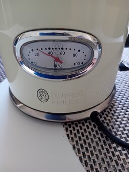 Rychlovarná konvice Russell Hobbs - 2
