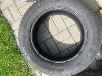Prodám letní pneu 235/60/R18 Nokian - 2
