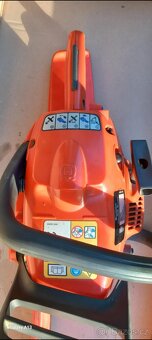 Motorová pila Husqvarna 235 - 2