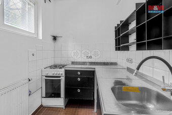 Pronájem bytu 2+1, 68 m², Praha 8, ul. Kundratka - 2