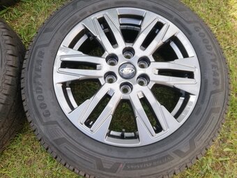 alu Ford Custom r.2024 , 6x120, 215/60/17 C, NOVÉ - 2