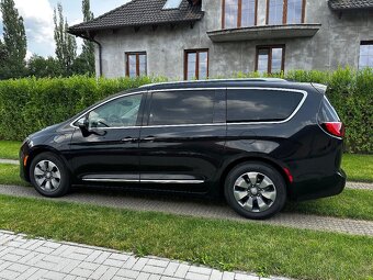 Chrysler Pacifica, 3.6L V6 HYBRID, DPH, 7míst - 2