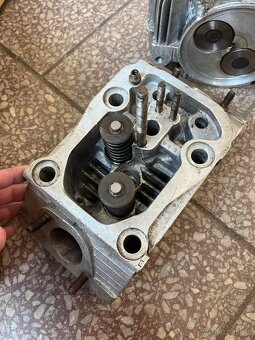 Nové hlavy Tatra 148 - 2