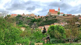 Dvoupatrové chata se zahradou, Kraví hora, naproti Rotundě - 2