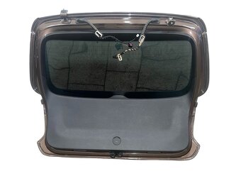 Páté dveře hnědá metalíza LH8Z VW Golf 6 kombi r.v. 2011 - 2