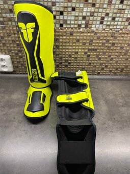 Chrániče holení Fighter - 2