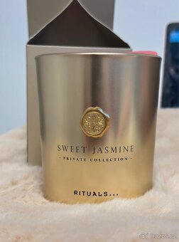 Svíčka Rituals Sweet Jasmine - 2