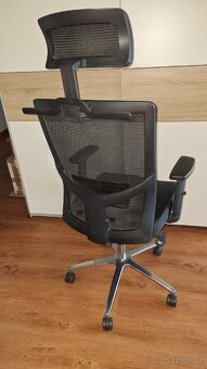 Kancelářská židle - 2