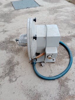 Bruska na sádru - 2