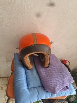 Stara regulovčicka prilba - 2