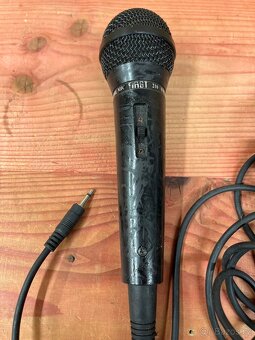 2xstarší mikrofon + kabel - 2