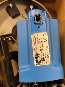 Prodám úhlovou brusku narex na díly - 2