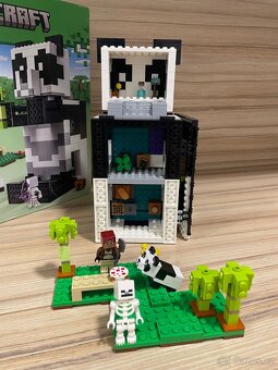 Lego Minecraft 21245 Pandí útočiště - 2