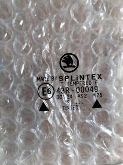 Levé zadní okno pevné Octavia1 - 2