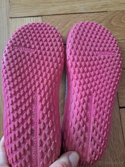 Boty do vody  30/31 Decathlon - 2