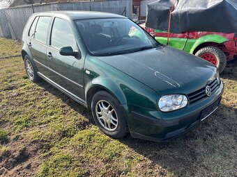 VW Golf 4 1.4 16v - 2