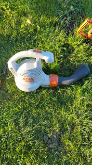 Vysavač/foukač/fukar Stihl SHE 71 - 2