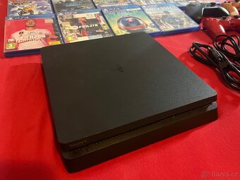 PlayStation 4 Slim / 22 her, + 4 ovladače - 2